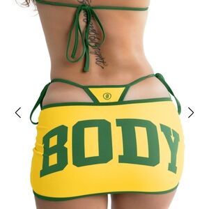 Body by raven tracy backshot swim skirt SIZE M BNWT